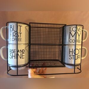 4 White Coffee Mugs set, stand holds cups and coffee pods (center)